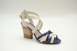 Sandlia Tanara Branca e Azul