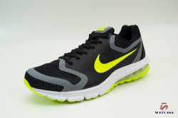 Tnis Nike Preto e Neon