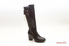 Bota Mooncity Preta