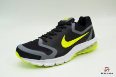 Tênis Nike Preto e Neon
